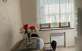 Квартира возле парка Горького рядом с Сумской в-д Тринклера,5